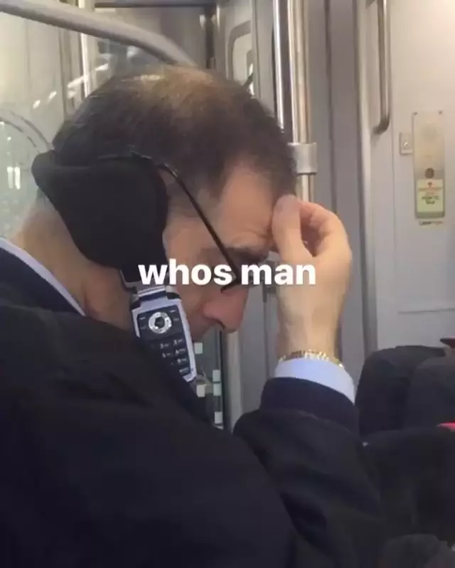 cara pakai earphone © Berbagai sumber