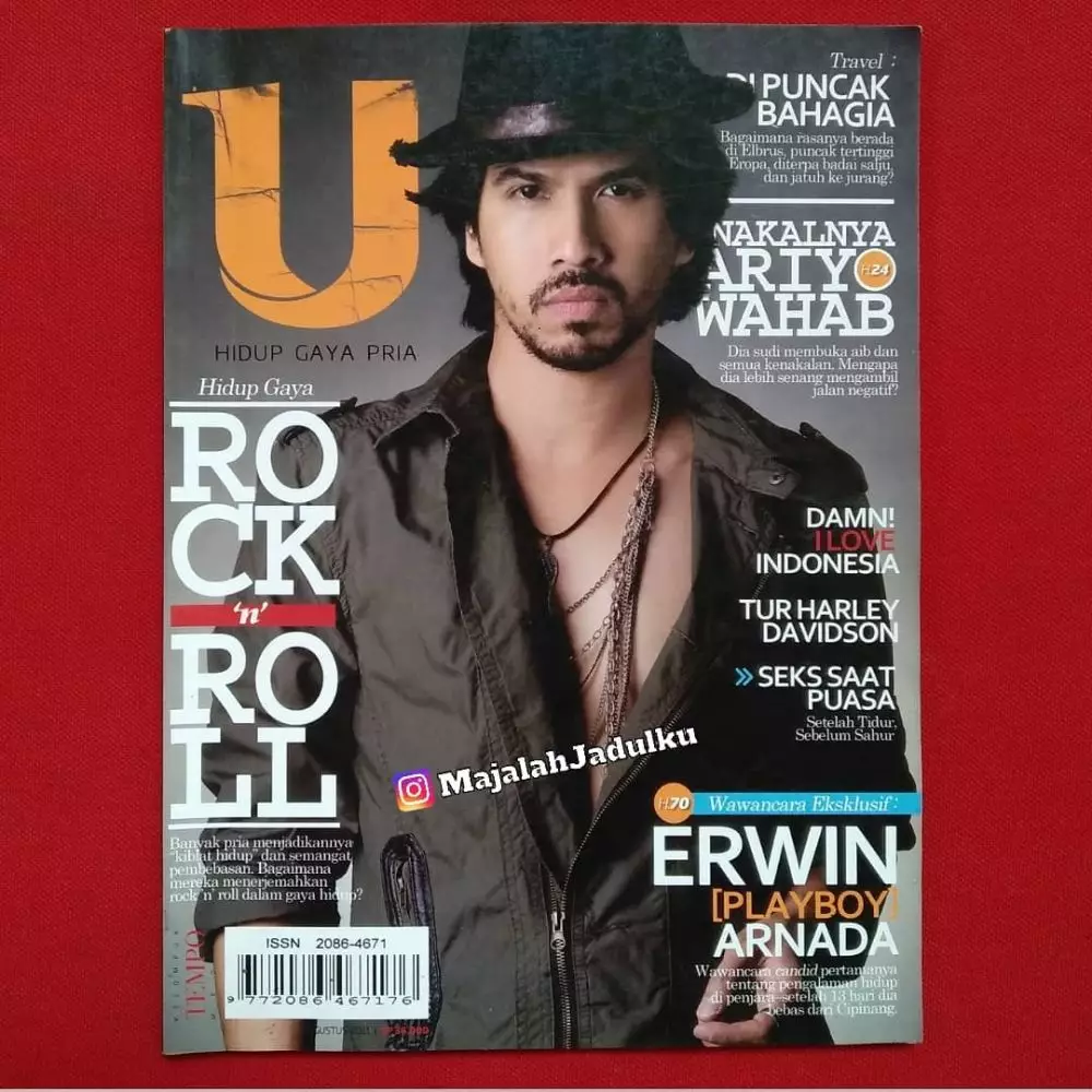 potret penyanyi pria jadi cover majalah © berbagai sumber potret penyanyi pria jadi cover majalah © berbagai sumber