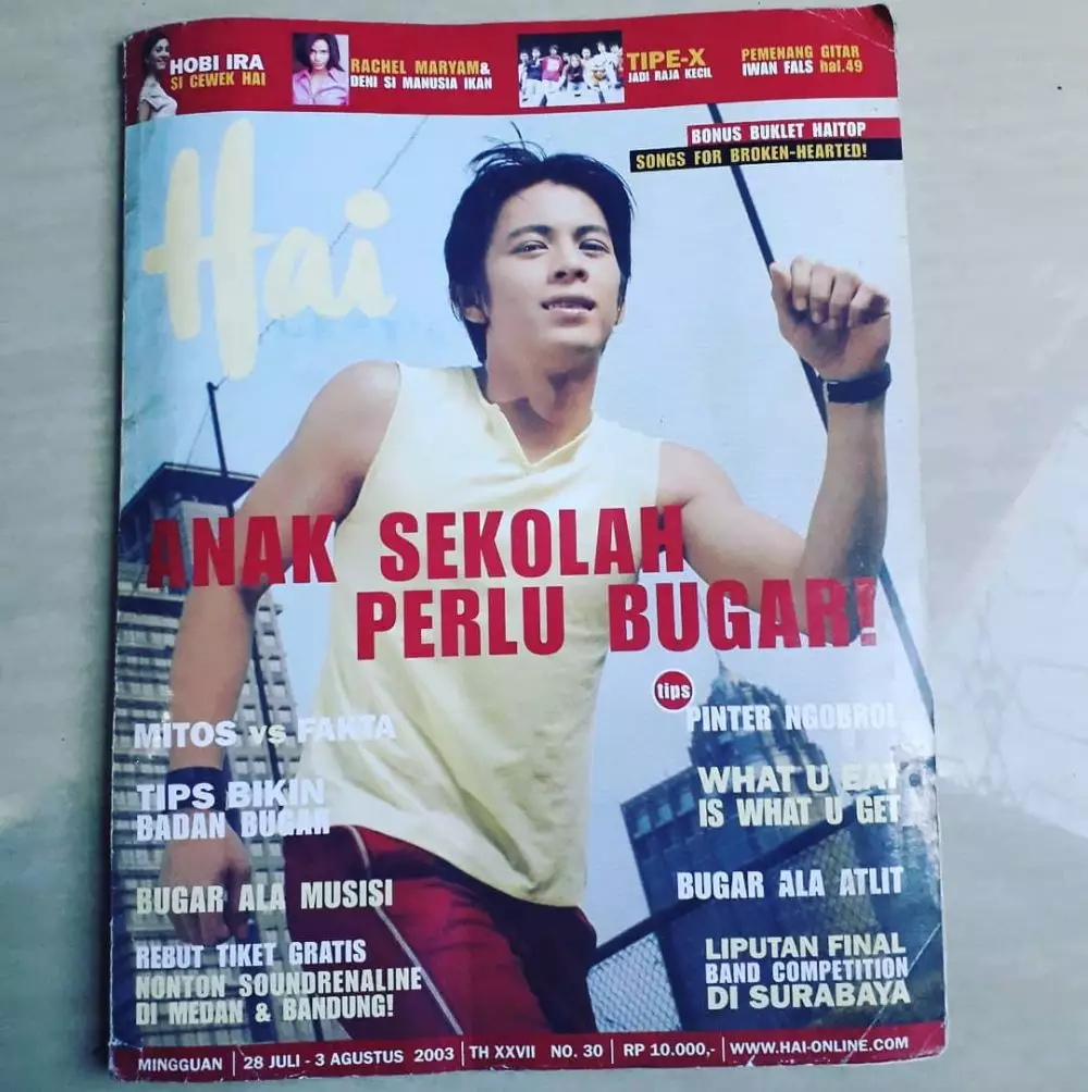 potret penyanyi pria jadi cover majalah © berbagai sumber potret penyanyi pria jadi cover majalah © berbagai sumber