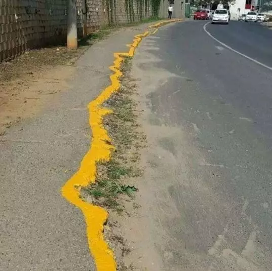 marka jalan nggak biasa © Berbagai sumber marka jalan nggak biasa © Berbagai sumber