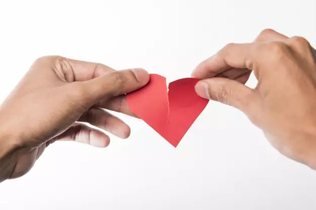 Kata-kata sedih berharap pada orang yang salah ©freepik.com