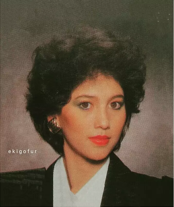 Meriam Bellina kalender jadul © 2020 brilio.net Meriam Bellina kalender jadul © 2020 brilio.net