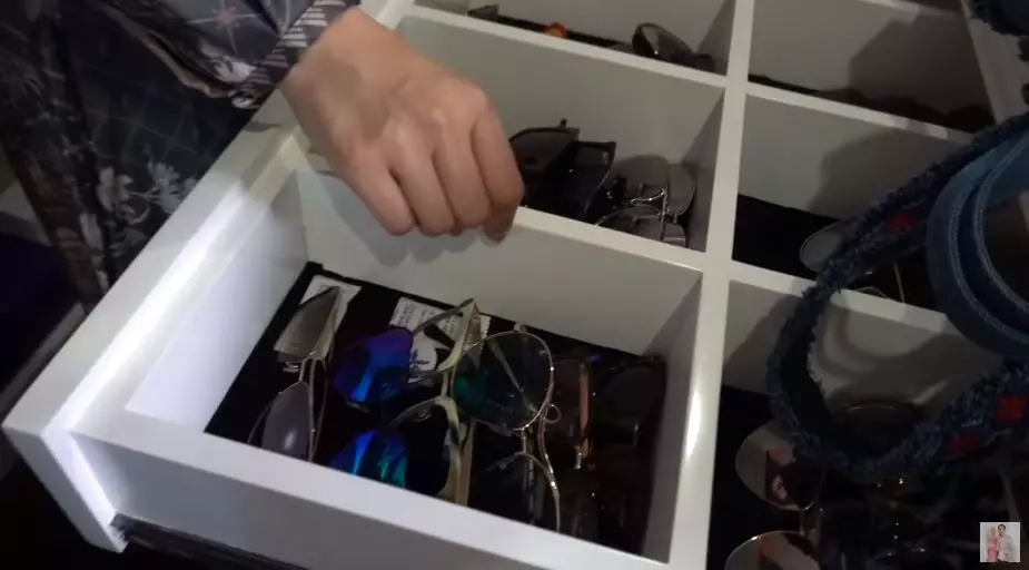 walk in closet Citra Kirana © YouTube walk in closet Citra Kirana © YouTube