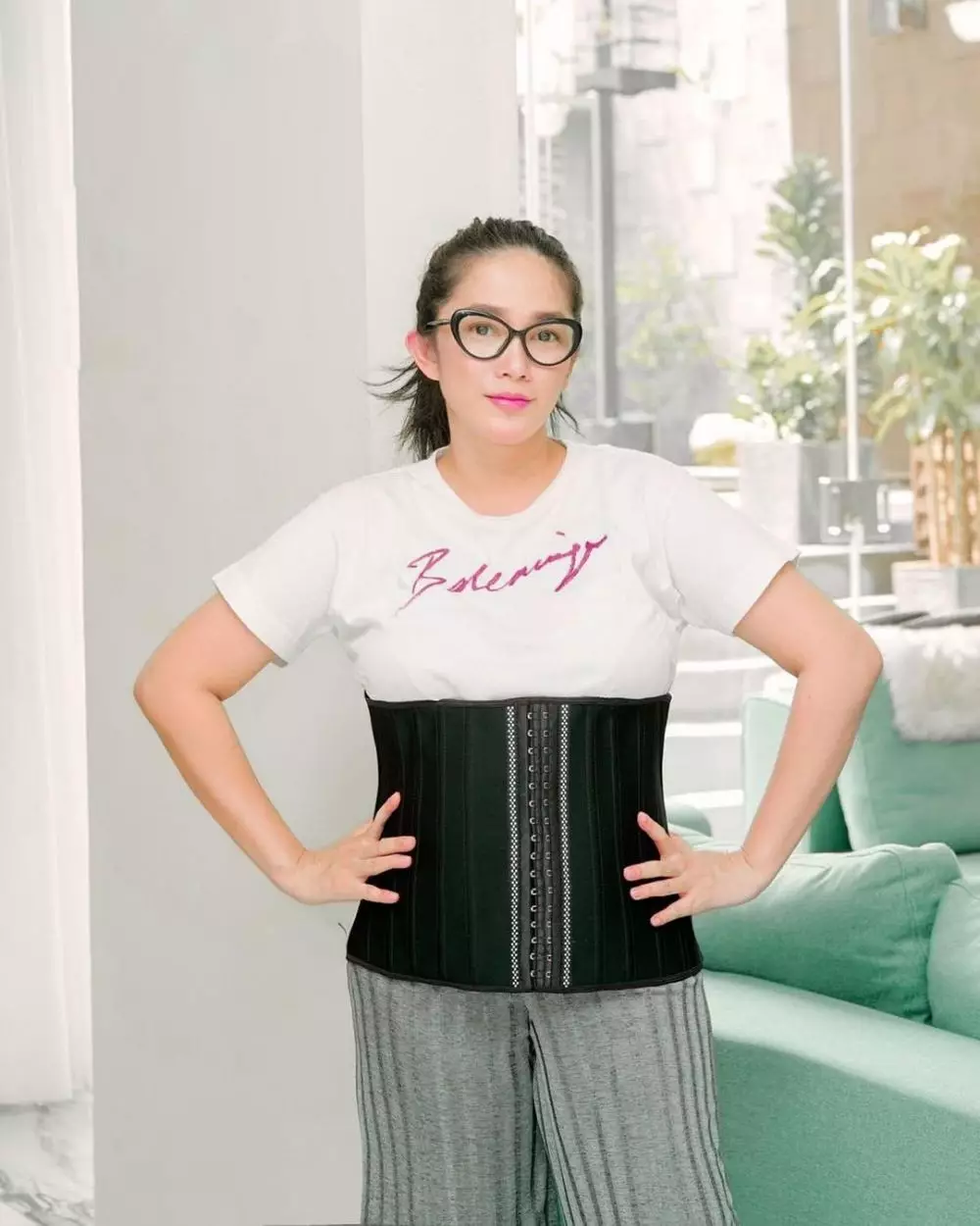 potret terbaru Ussy © Instagram potret terbaru Ussy © Instagram