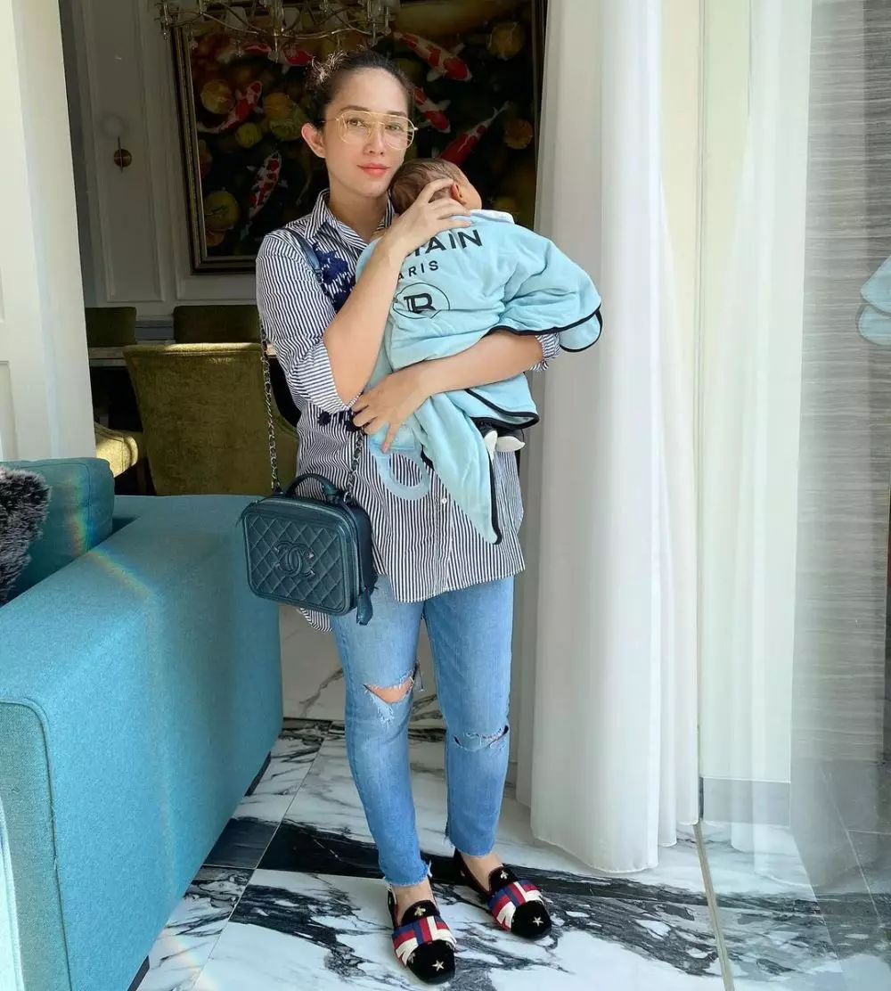 potret terbaru Ussy © Instagram potret terbaru Ussy © Instagram