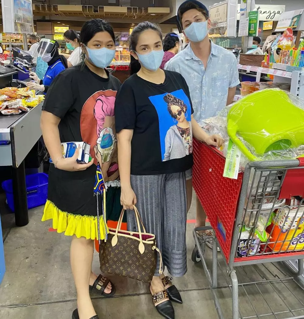 potret terbaru Ussy © Instagram potret terbaru Ussy © Instagram