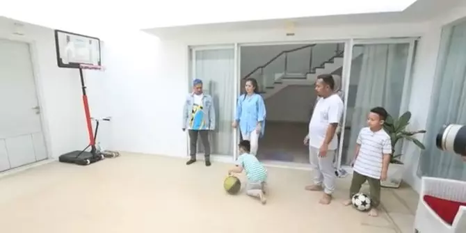 Lapangan olahraga pribadi komedian © 2020 brilio.net