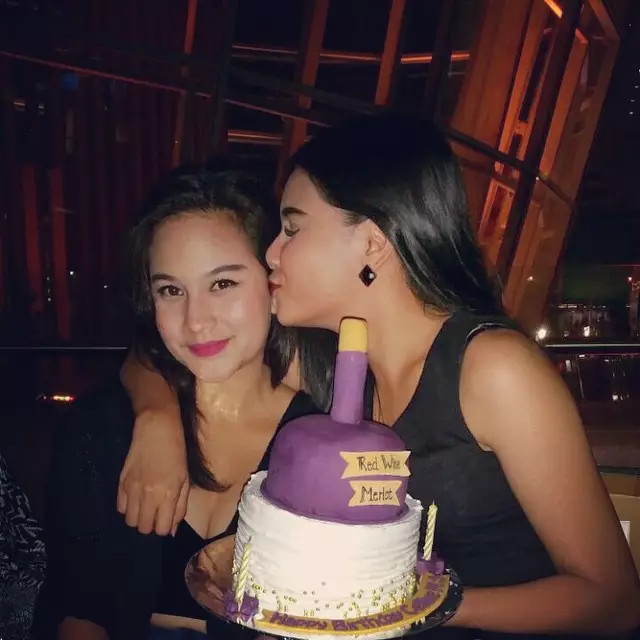 Potret kompak Yunita Siregar dan Celline Meliana © 2020 brilio.net