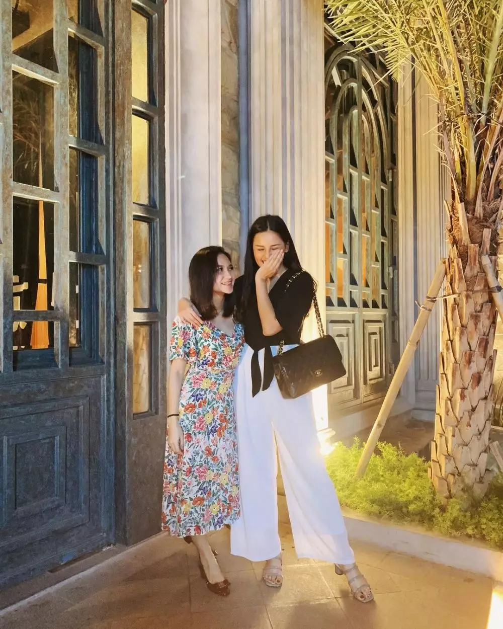 Potret kompak Yunita Siregar dan Celline Meliana © 2020 brilio.net