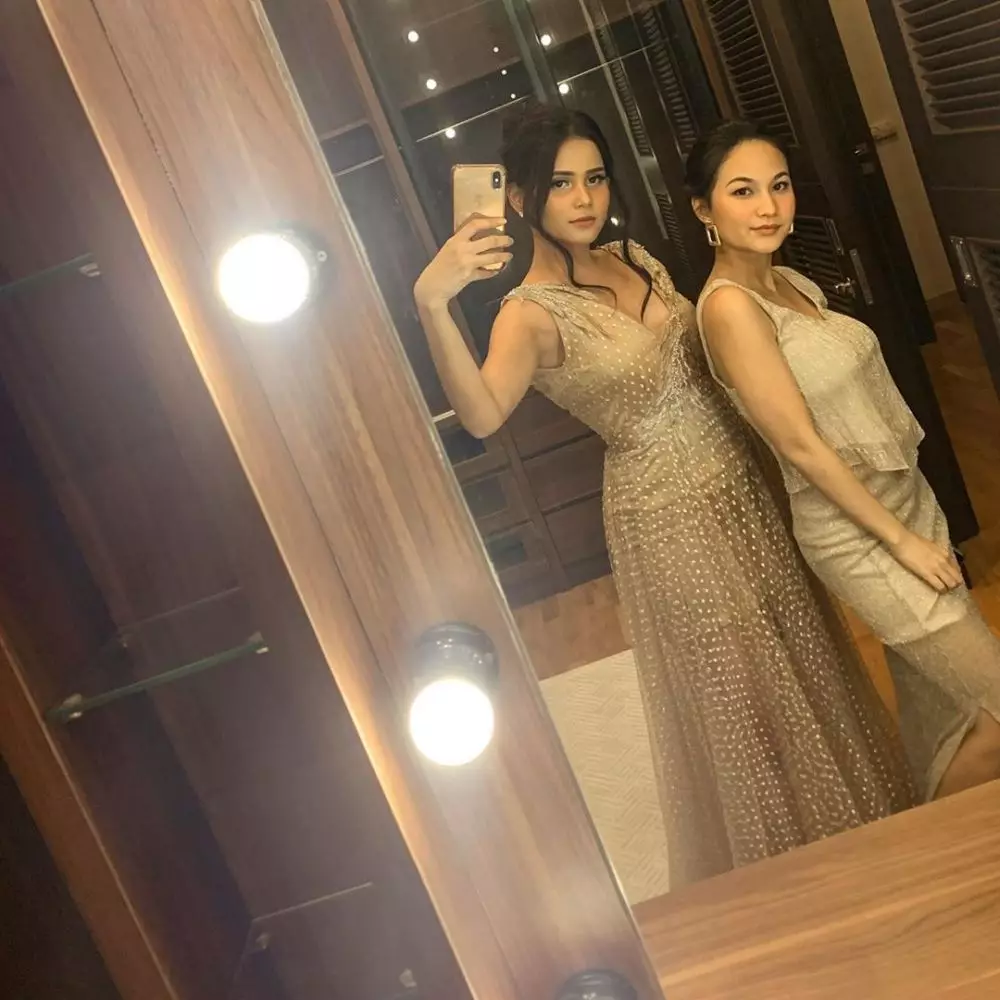 Potret kompak Yunita Siregar dan Celline Meliana © 2020 brilio.net