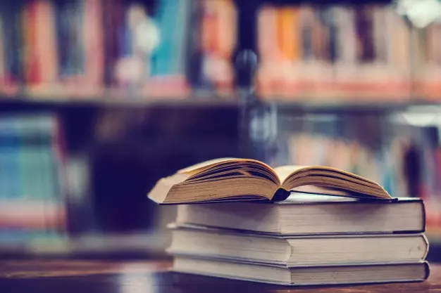 Kata-kata mutiara tentang buku © freepik.com