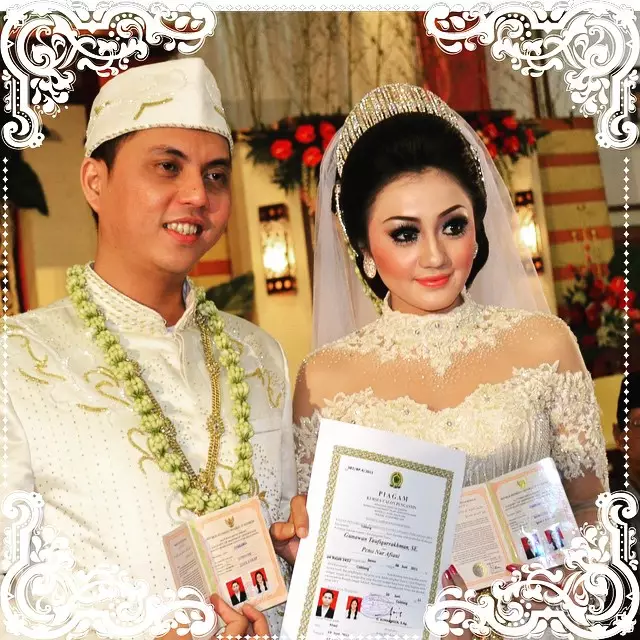 aktris drama kolosal dan pasangan © 2020 brilio.net aktris drama kolosal dan pasangan © 2020 brilio.net