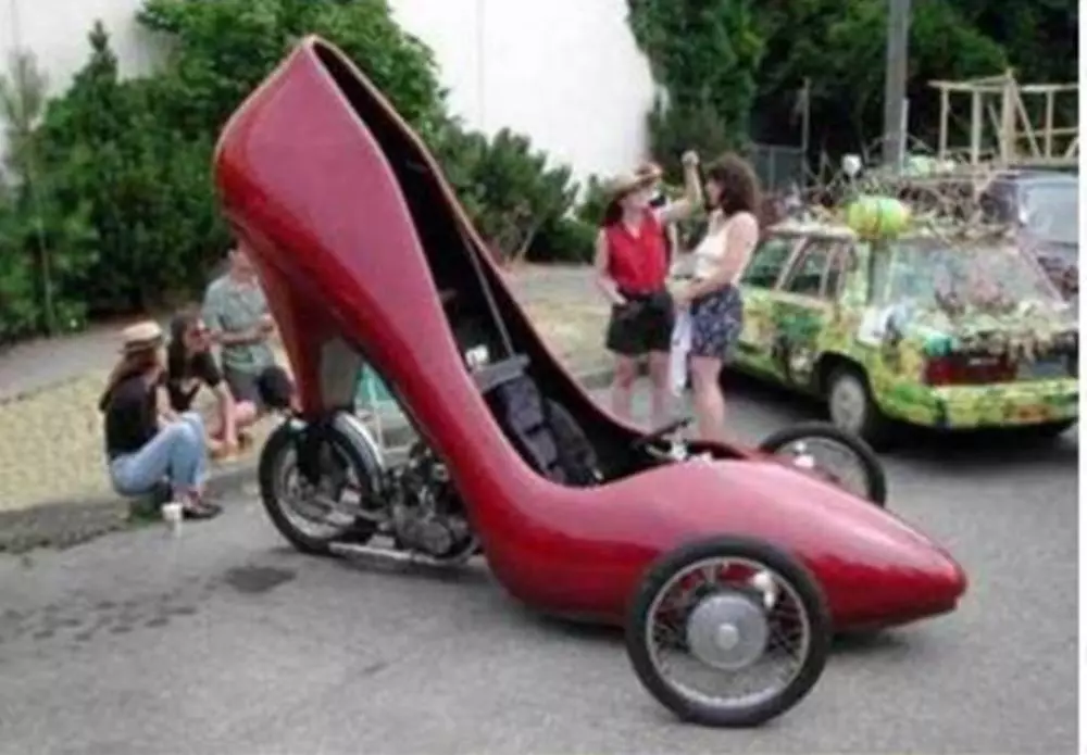 modifikasi mobil antimainstream © Berbagai sumber