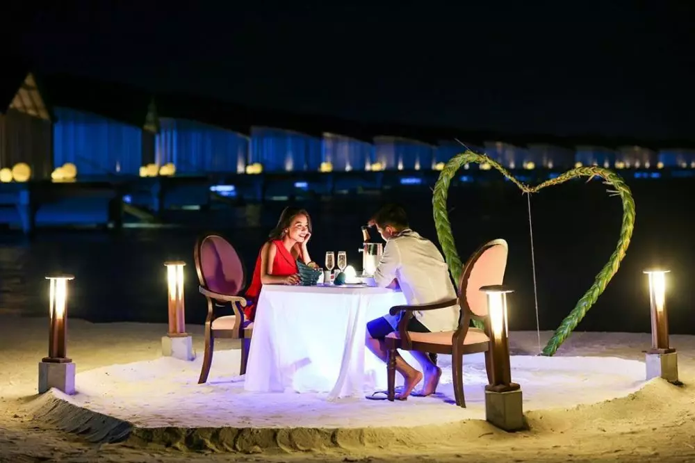 Perlakuan manis Glenn ke Chelsea © Instagram Perlakuan manis Glenn ke Chelsea © Instagram