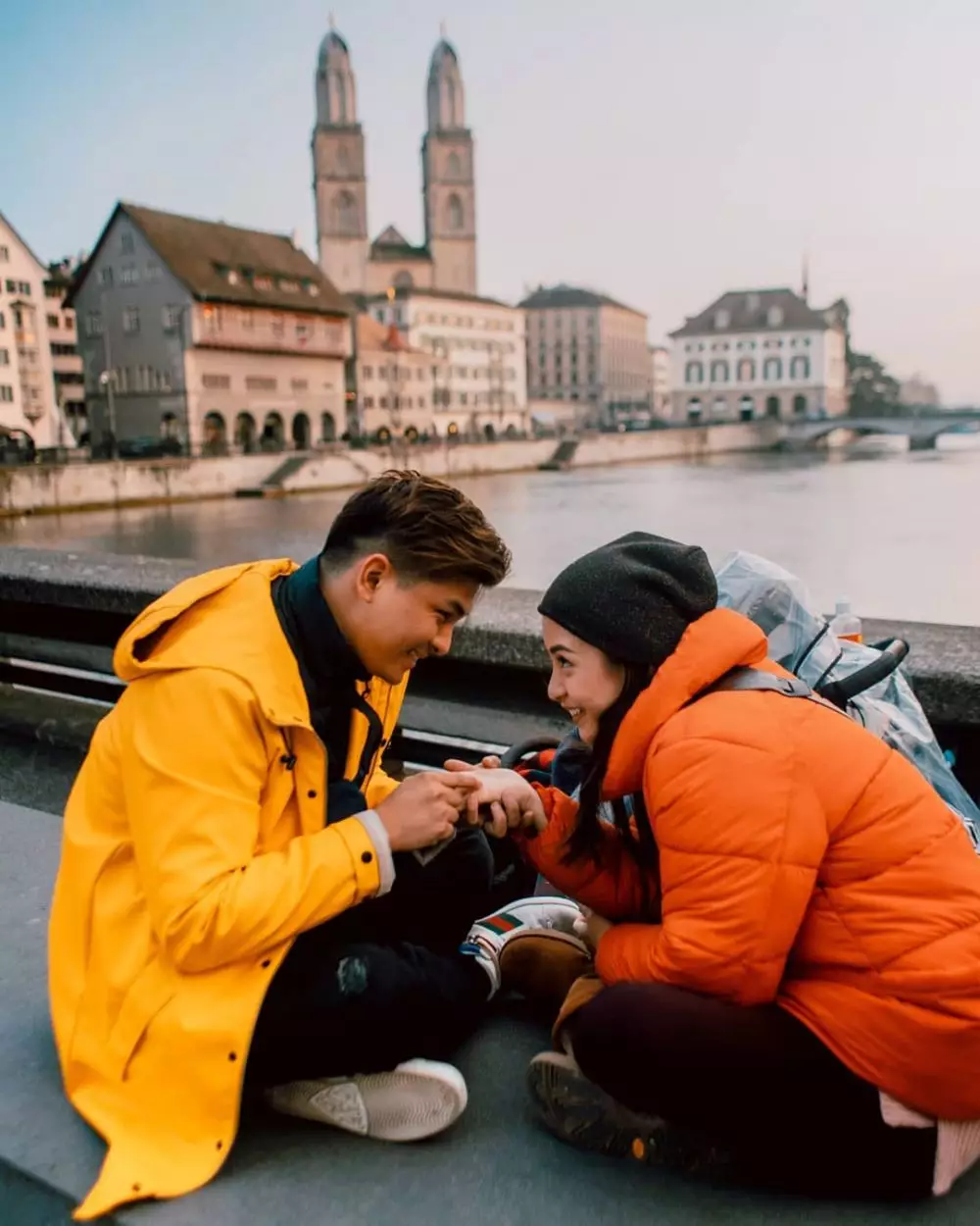 Perlakuan manis Glenn ke Chelsea © Instagram Perlakuan manis Glenn ke Chelsea © Instagram