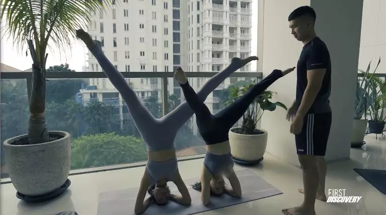 momen mesra Nikita Indra usai nikah © YouTube