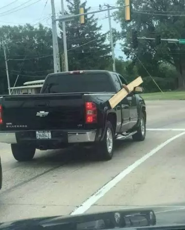 mobil pick up bawa barang © Berbagai sumber