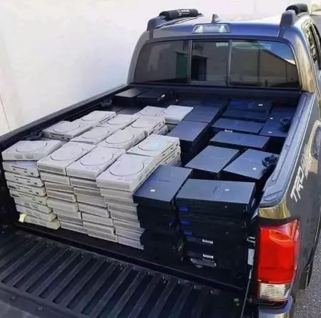 mobil pick up bawa barang © Berbagai sumber