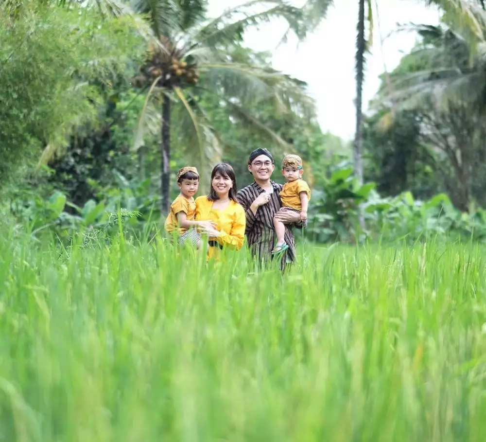 Potret liburan Tya Ariestya ke Magelang dan Jogjakarta Instagram