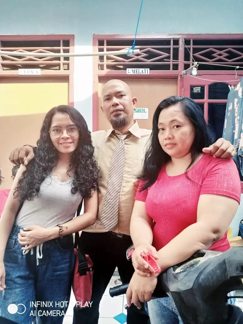 ahmad choky Berbagai sumber