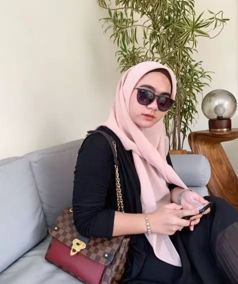 istri ajudan prbadi Berbagai sumber istri ajudan prbadi Berbagai sumber