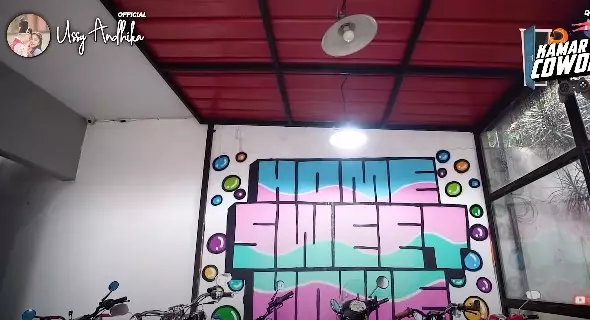 Potret garasi Wendi Cagur  © YouTube