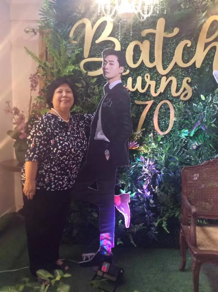 nenek rayakan ultah bareng park seo joon © Facebook nenek rayakan ultah bareng park seo joon © Facebook