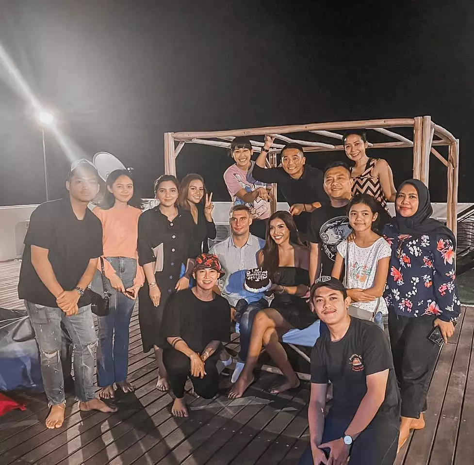 Potret kompak Aurel dan Millen © Instagram & YouTube Potret kompak Aurel dan Millen © Instagram & YouTube