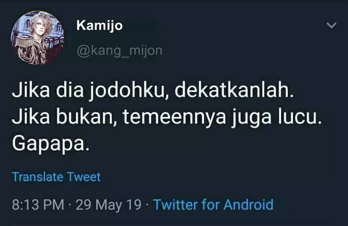 Curhat Twitter kocak Berbagai sumber