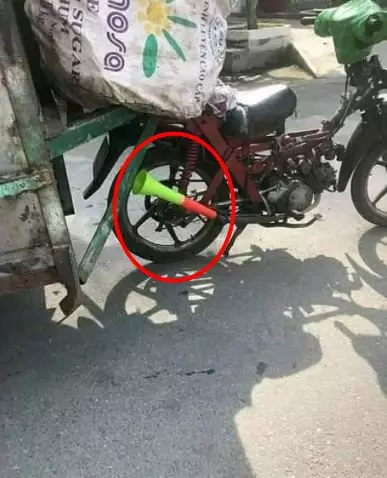 benda aneh di motor © Instagram benda aneh di motor © Instagram