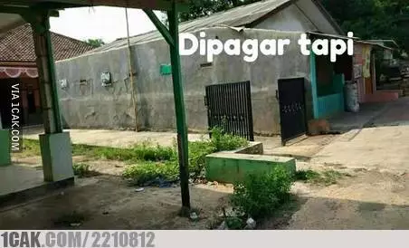 potret lucu pagar rumah © Berbagai sumber potret lucu pagar rumah © Berbagai sumber