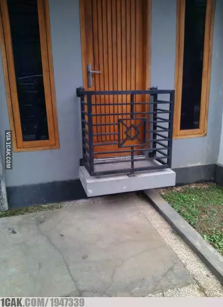 potret lucu pagar rumah © Berbagai sumber potret lucu pagar rumah © Berbagai sumber