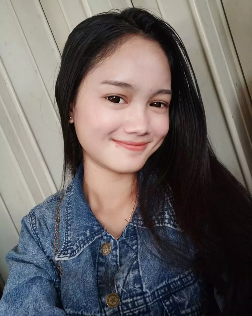 Potret natural Safira Inema © Instagram Potret natural Safira Inema © Instagram