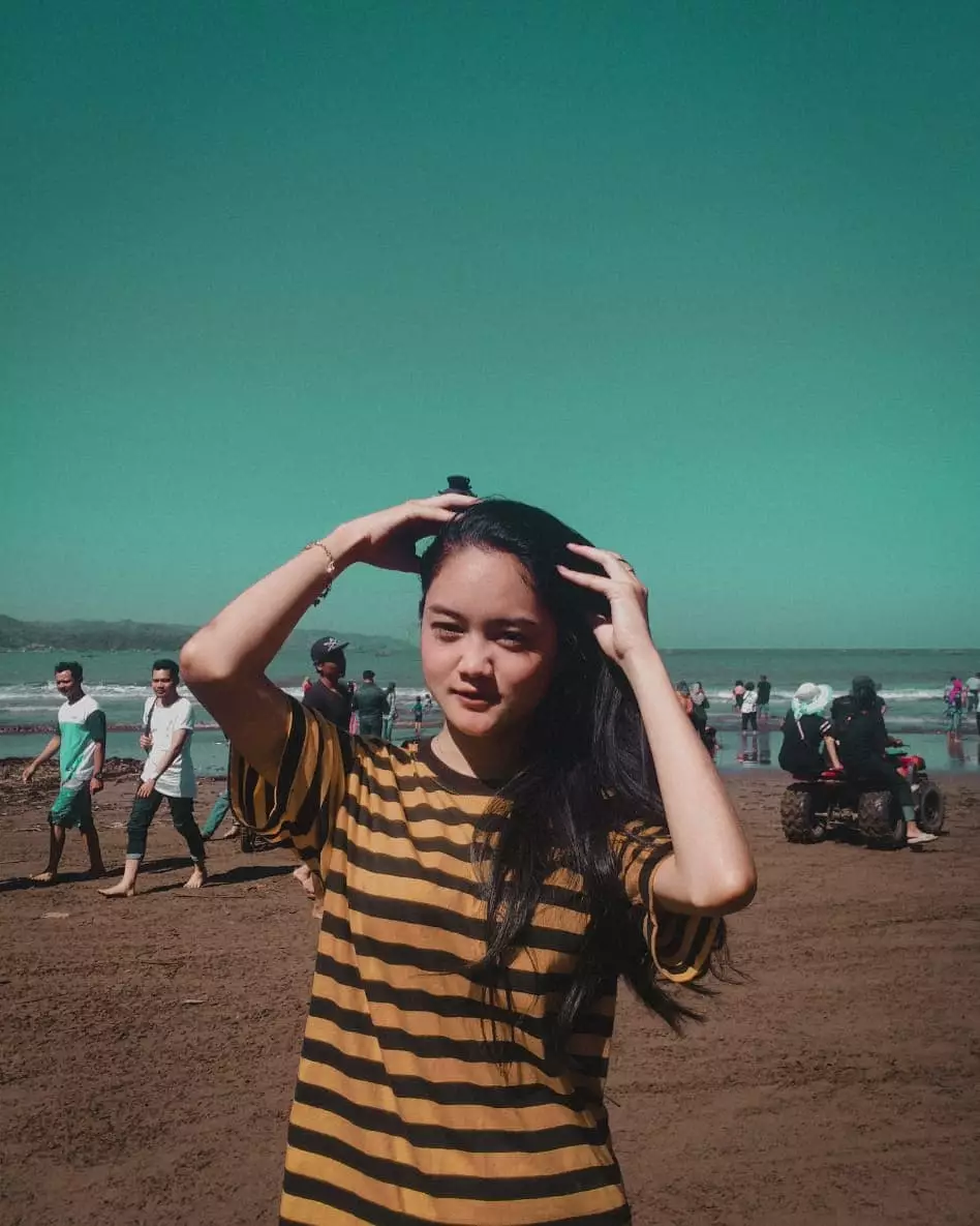 Potret natural Safira Inema © Instagram Potret natural Safira Inema © Instagram