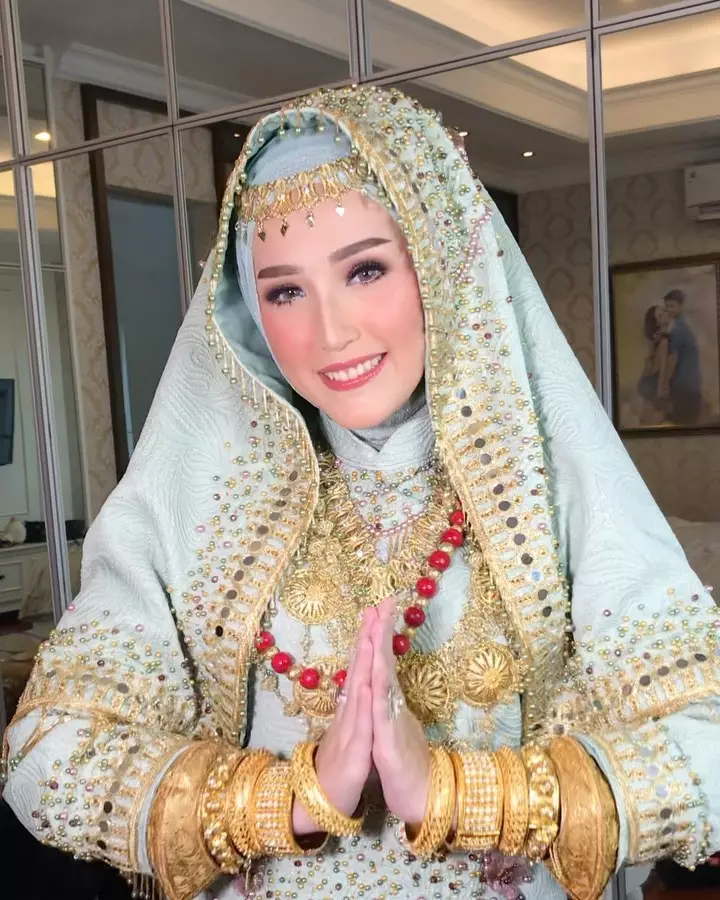 Pemotretan Adelia Pasha © berbagai sumber