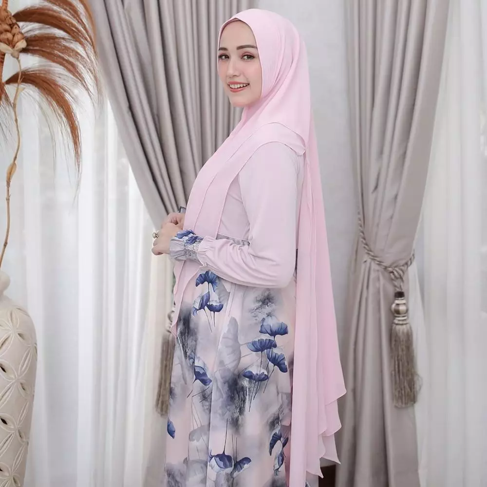 Pemotretan Adelia Pasha © berbagai sumber