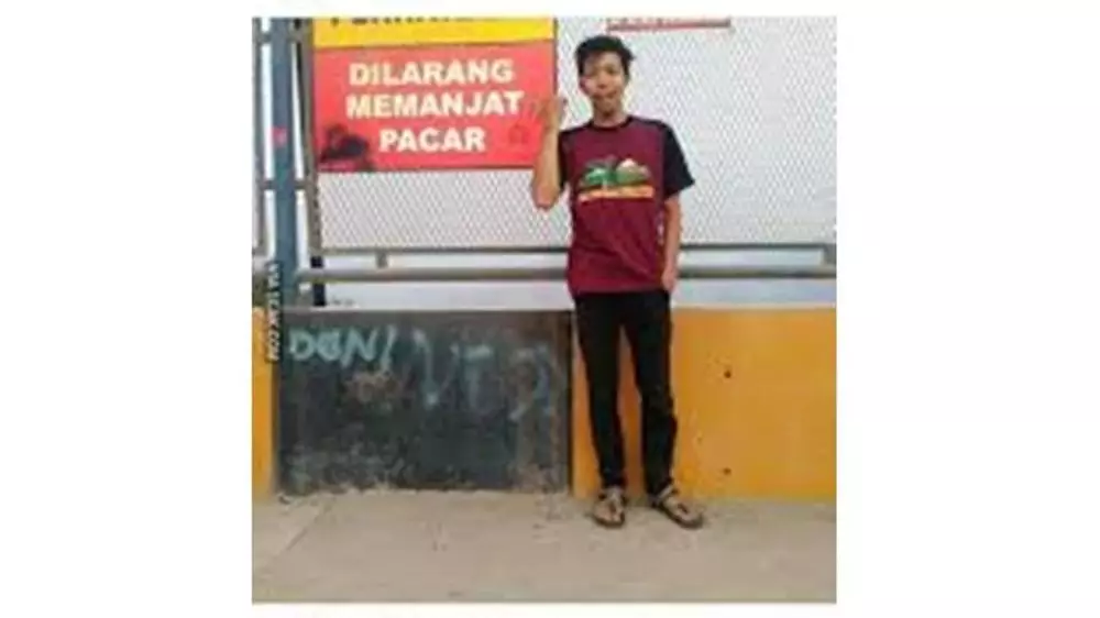 spanduk larangan pacaran Berbagai sumber spanduk larangan pacaran Berbagai sumber