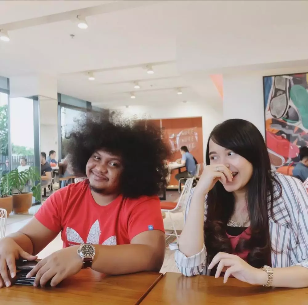 Potret mesra Babe cabita & istri © Instagram