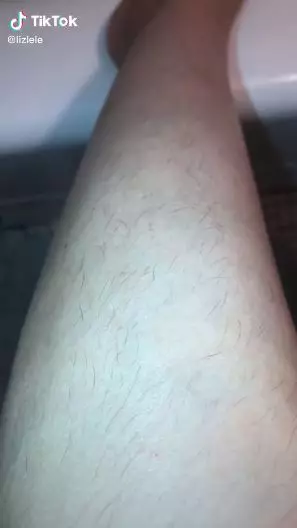 bikin bulu mata pakai bulu kaki © TikTok  bikin bulu mata pakai bulu kaki © TikTok