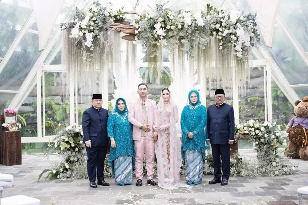 momen pernikahan sally adelia © Instagram momen pernikahan sally adelia © Instagram