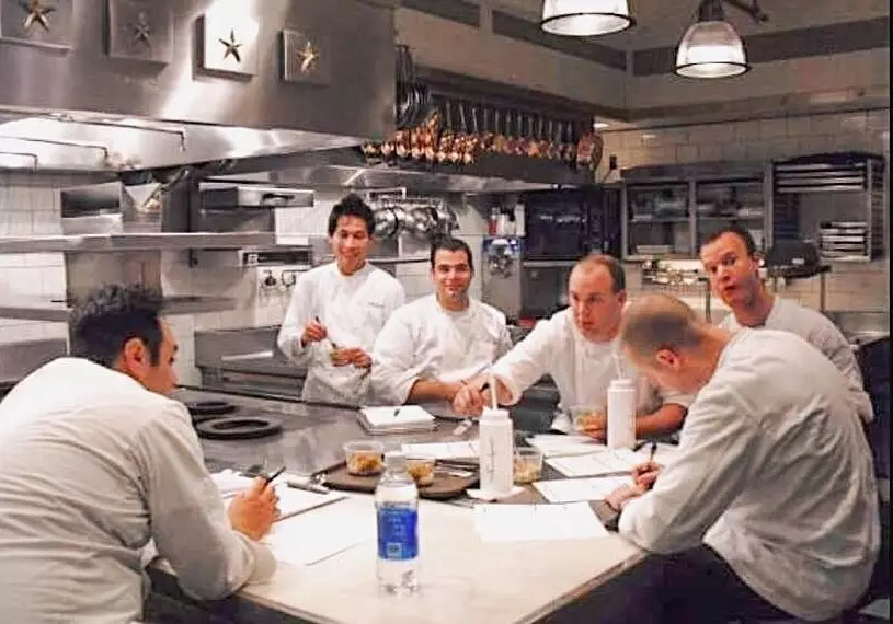 Perjalanan karier Chef Juna © 2020 brilio.net Perjalanan karier Chef Juna © 2020 brilio.net