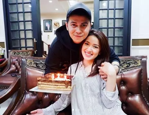 seleb pria yang berhasil taklukkan hati wanita blasteran Berbagai sumber