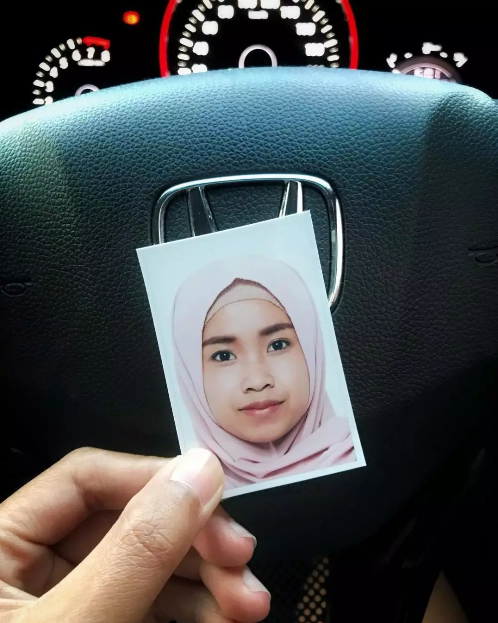 Ayya Renita saat berhijab Instagram Ayya Renita saat berhijab Instagram