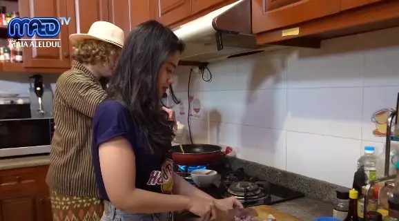 Momen Tissa Biani bertemu Maia Estianty  © YouTube Momen Tissa Biani bertemu Maia Estianty  © YouTube