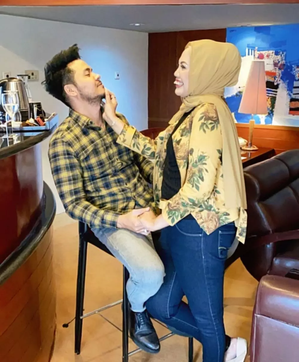 Sumber penghasilan Aher © Instagram Sumber penghasilan Aher © Instagram