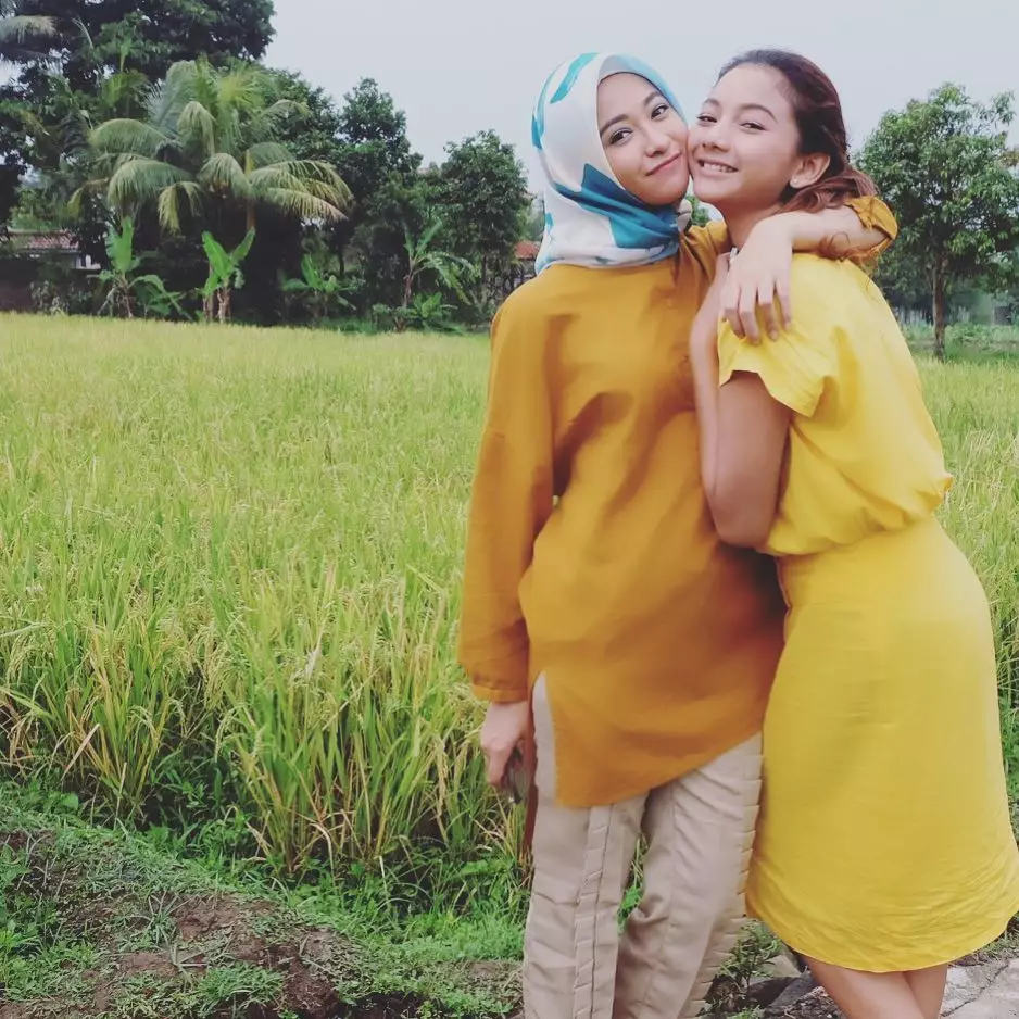 Poppy Bunga dan Glenca Chysara © Instagram Poppy Bunga dan Glenca Chysara © Instagram