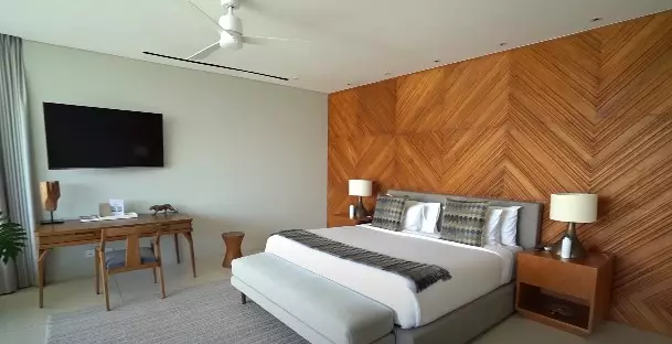 Villa mini honeymoon Nikita Willy ©YouTube