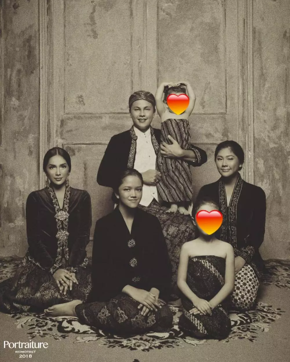 pemotretan keluarga presenter © Instagram