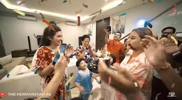 kejutan ulang tahun Ashanty YouTube kejutan ulang tahun Ashanty YouTube