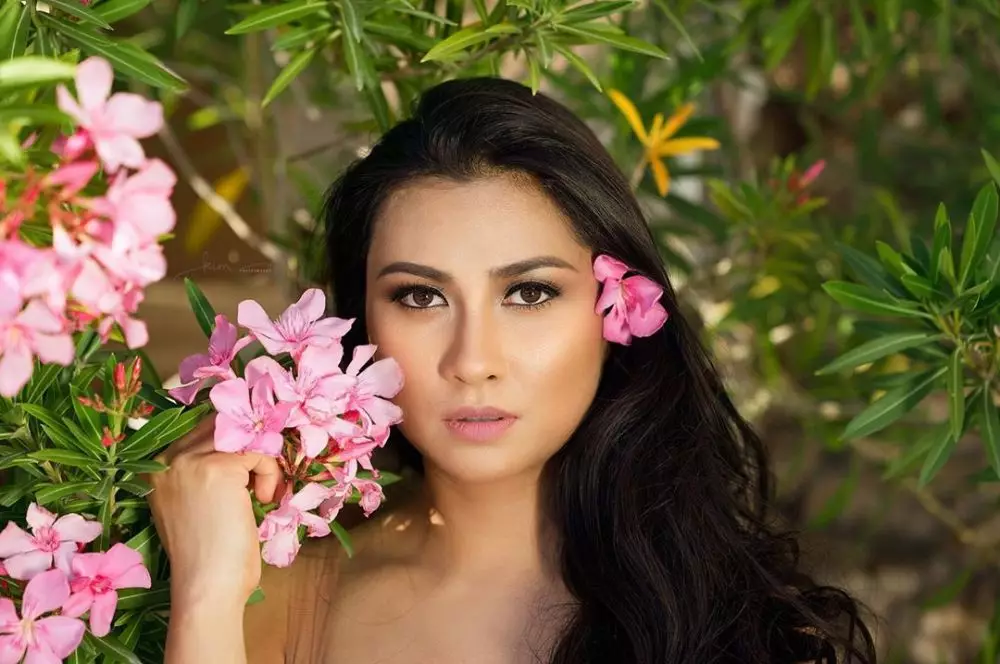 Potret terbaru Uli Auliani © Instagram